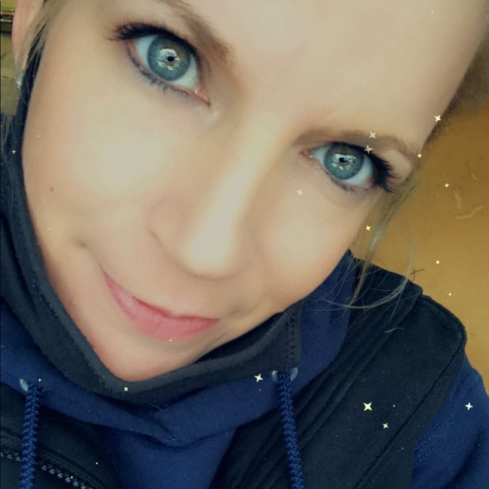 Meet your Posher, Christina